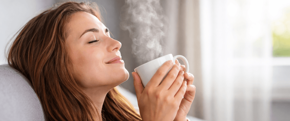 Wie Sie Ihre Kaffeemaschine entkalken und den besten Kaffee zum Kuchen genießen